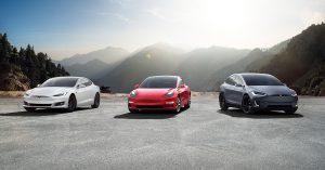 tesla to issue own insurance to car owners